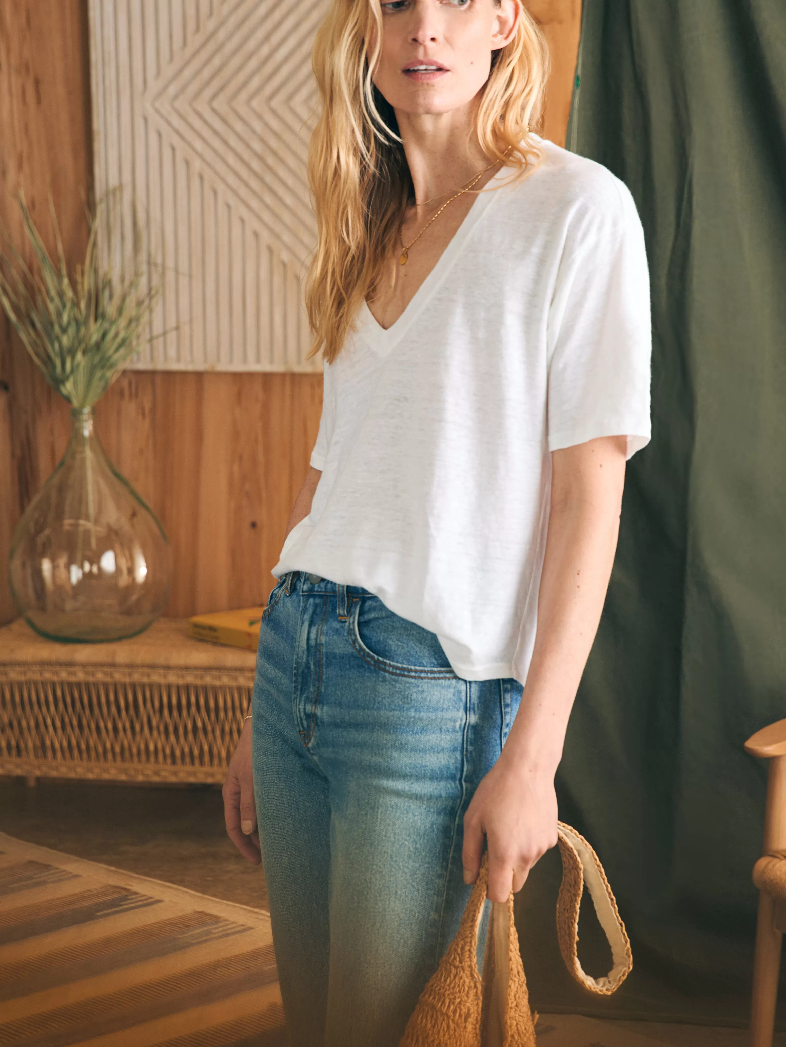 Oceanside Linen V-Neck Tee - | Faherty Brand Best