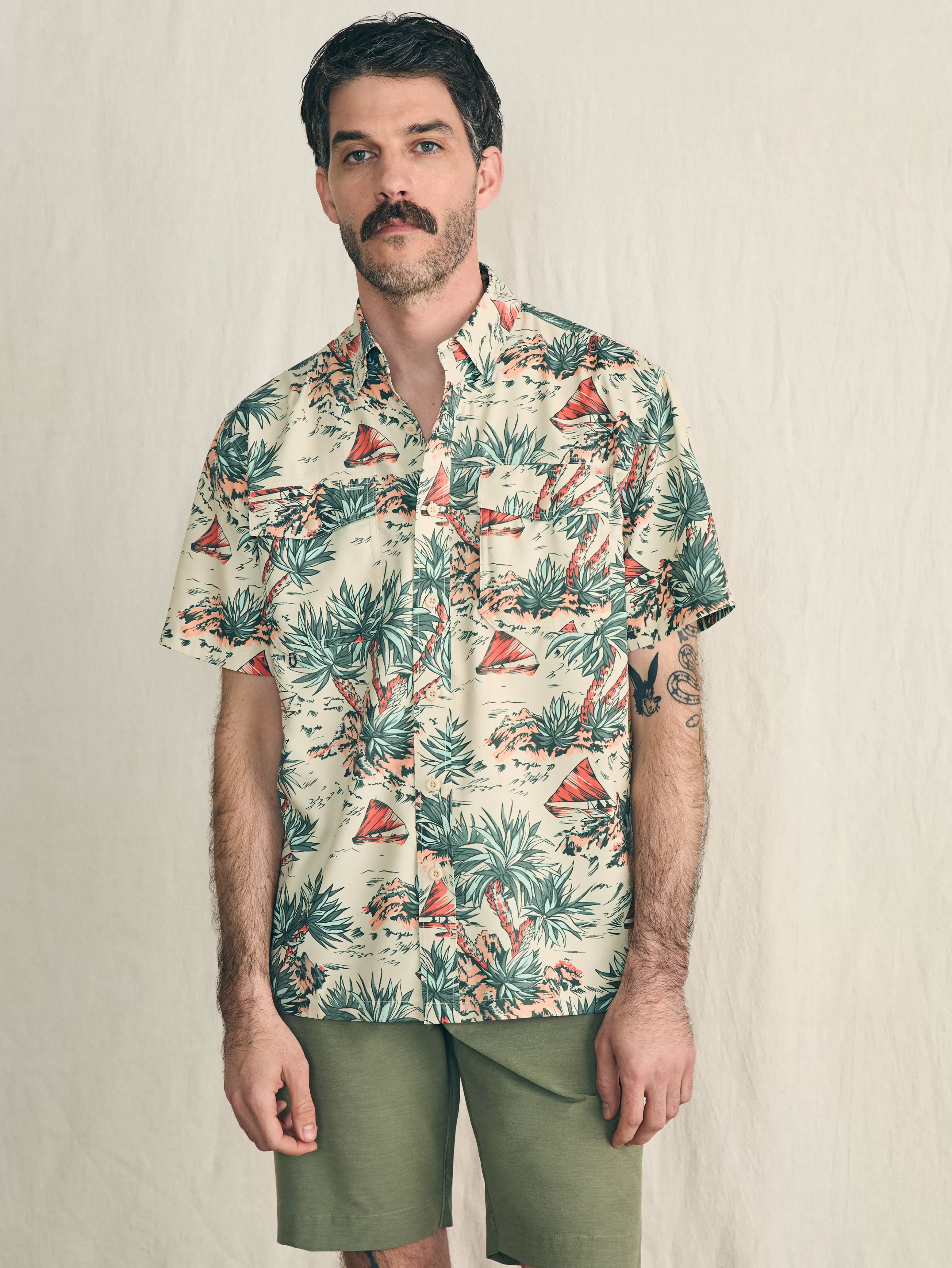 Shorelite Short-Sleeve Tech Shirt - | Faherty Brand Sale