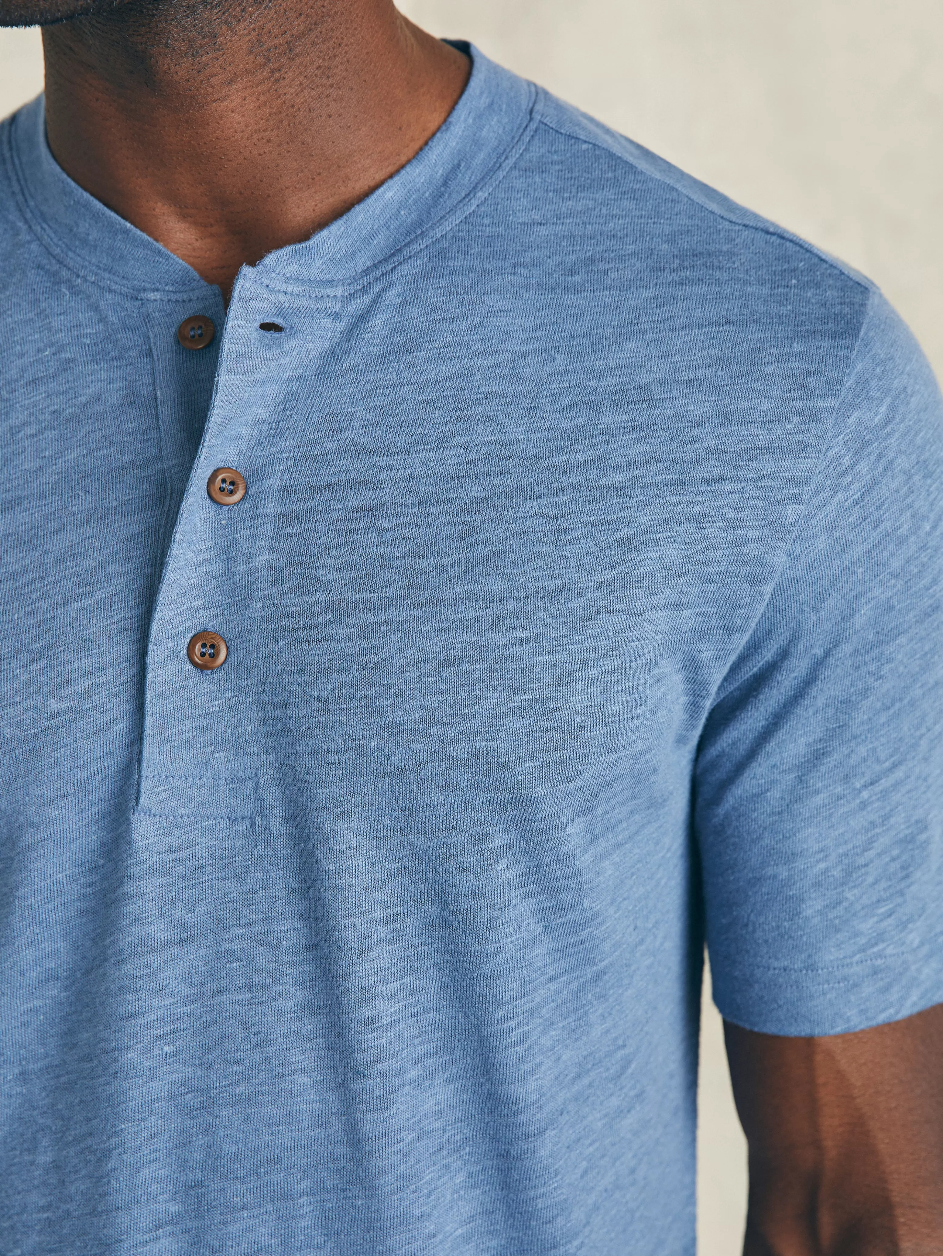 Short-Sleeve Linen Henley - | Faherty Brand Clearance