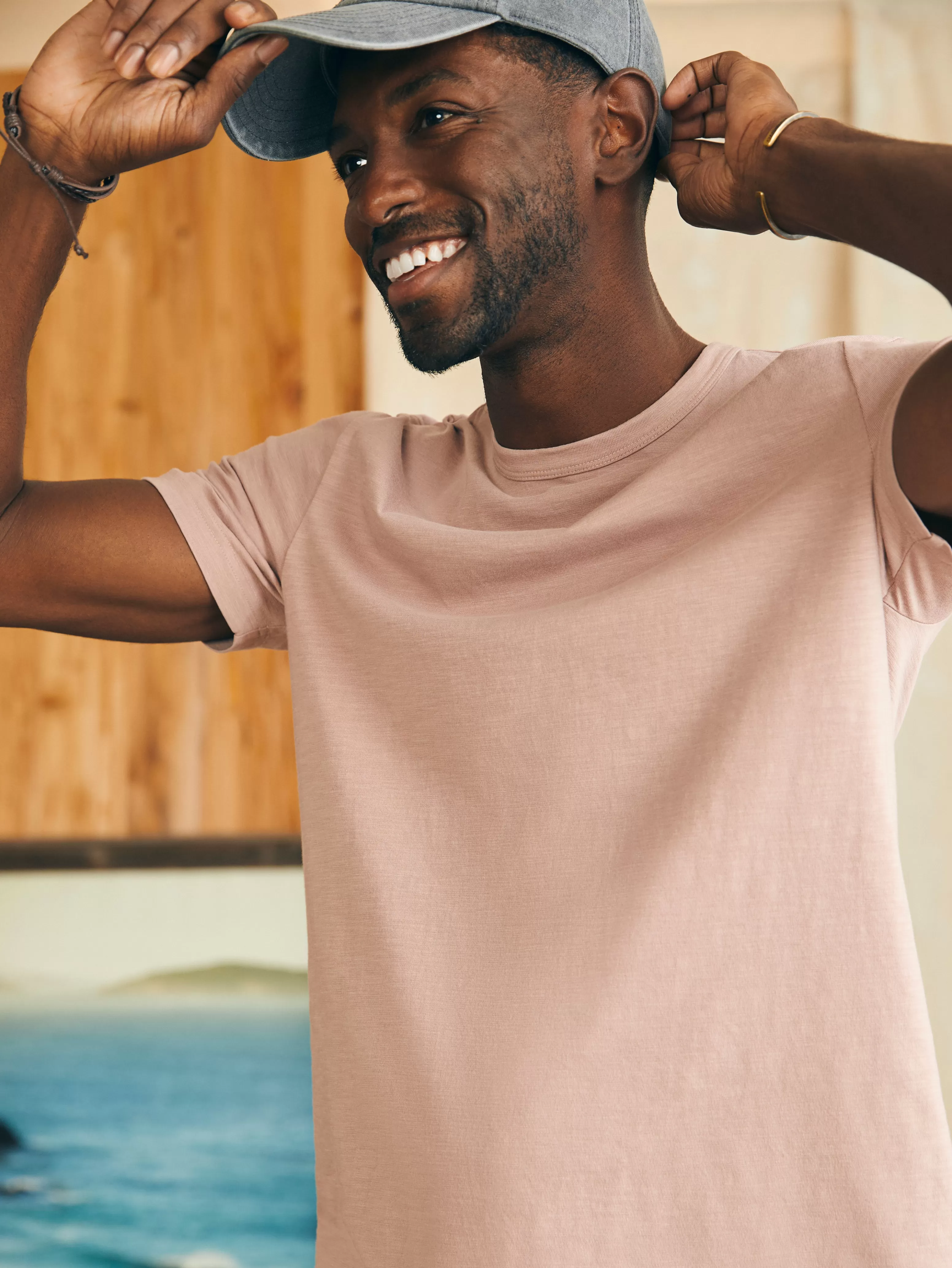 Sunwashed Tee - | Faherty Brand Sale