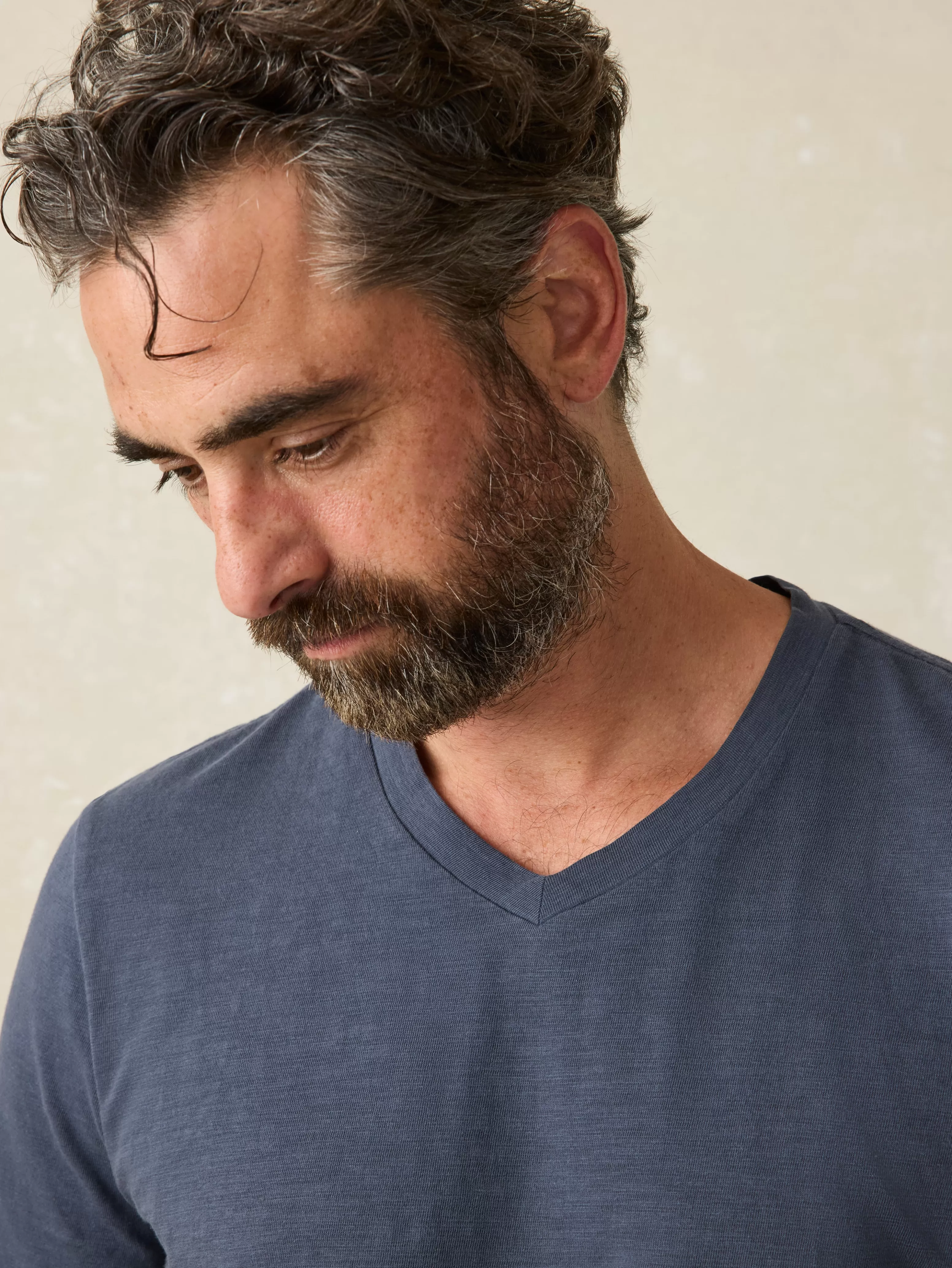 Sunwashed V-Neck Tee - | Faherty Brand Shop