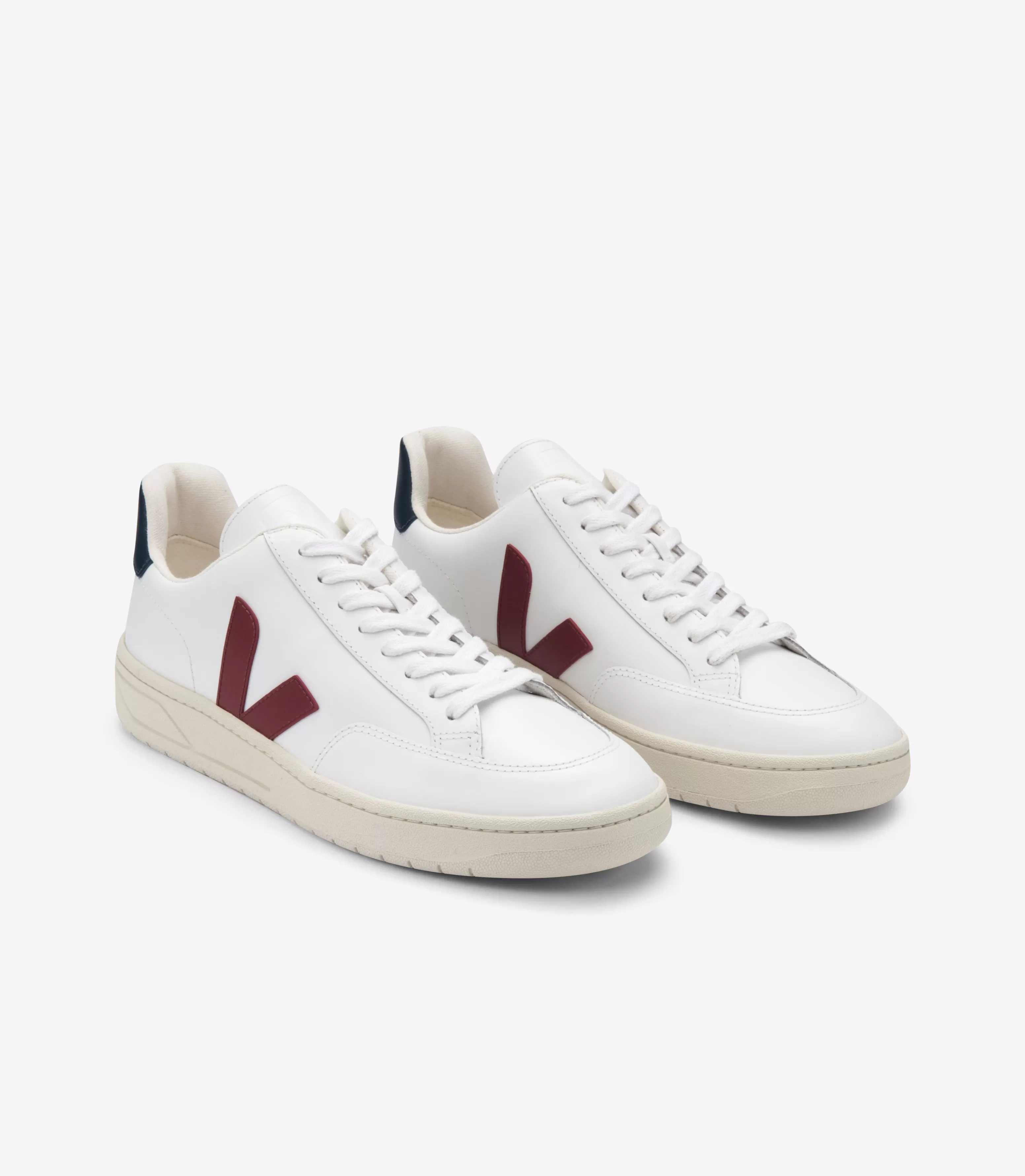 VEJA Women's V-12 - | Faherty Brand Hot