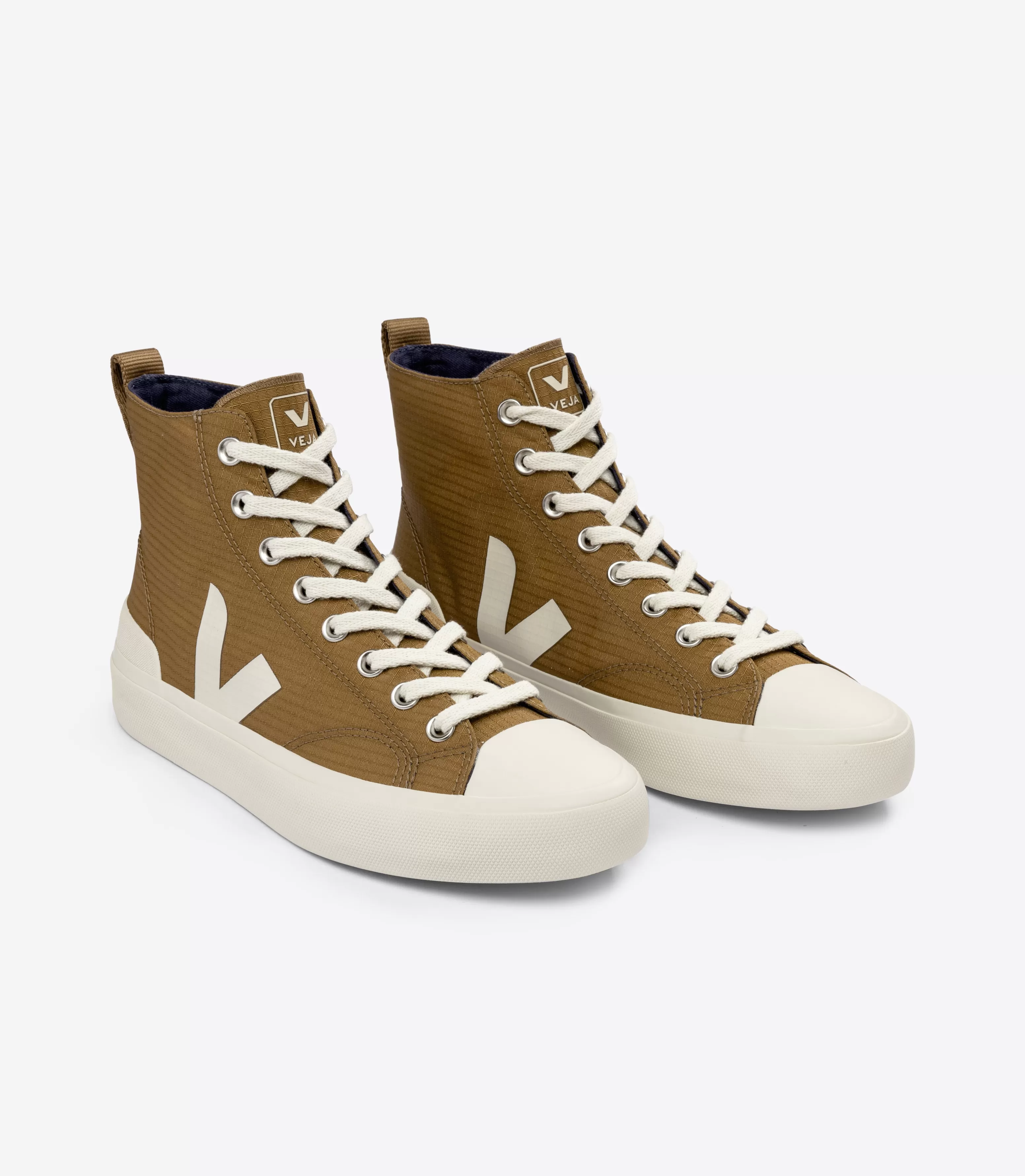 VEJA Women's Wata II - | Faherty Brand Hot